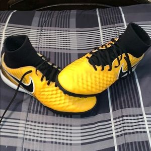 Nike Magista Turf Soccer Shoes/Cleats